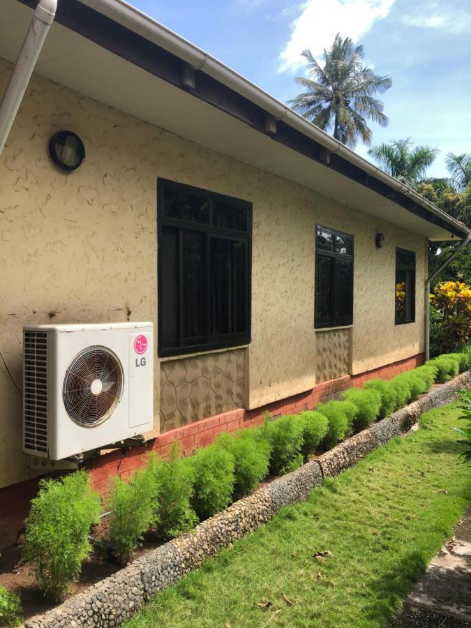 Tatys Homestay Dár Al-Szalám Kültér fotó